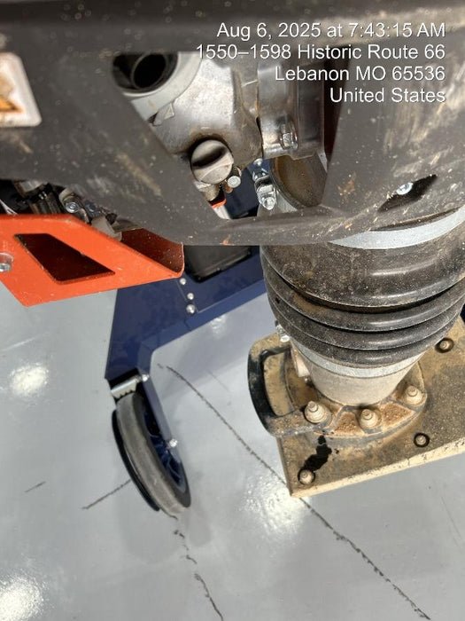 2025 HUSQVARNA LT6005