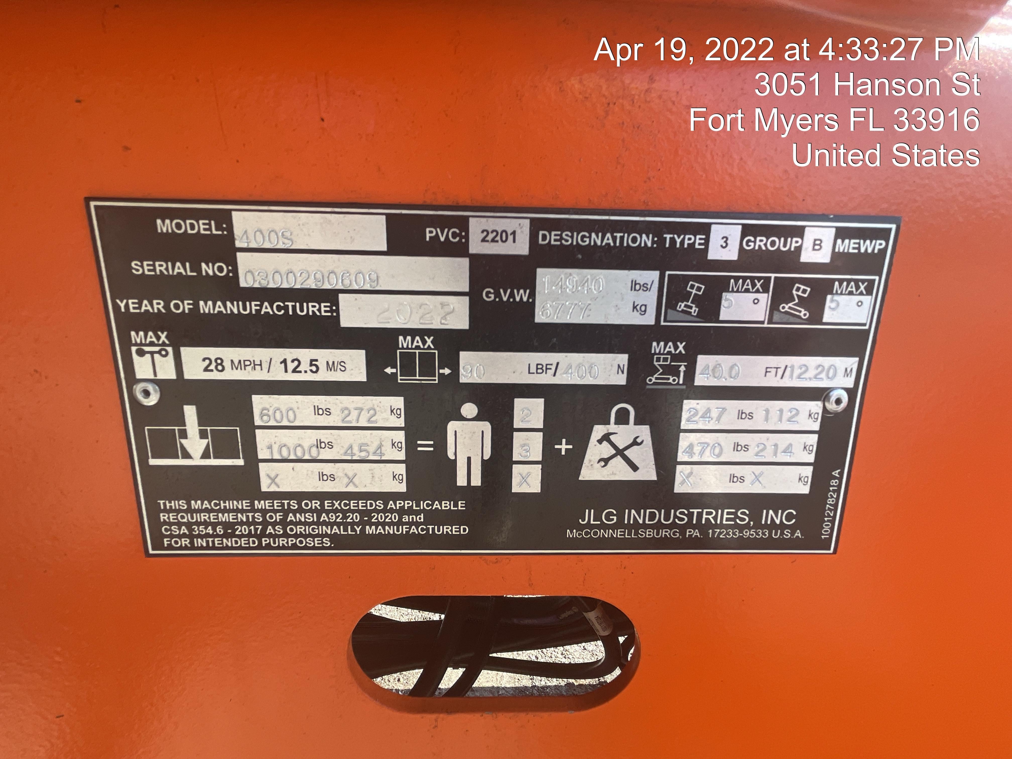 2022 JLG 400S