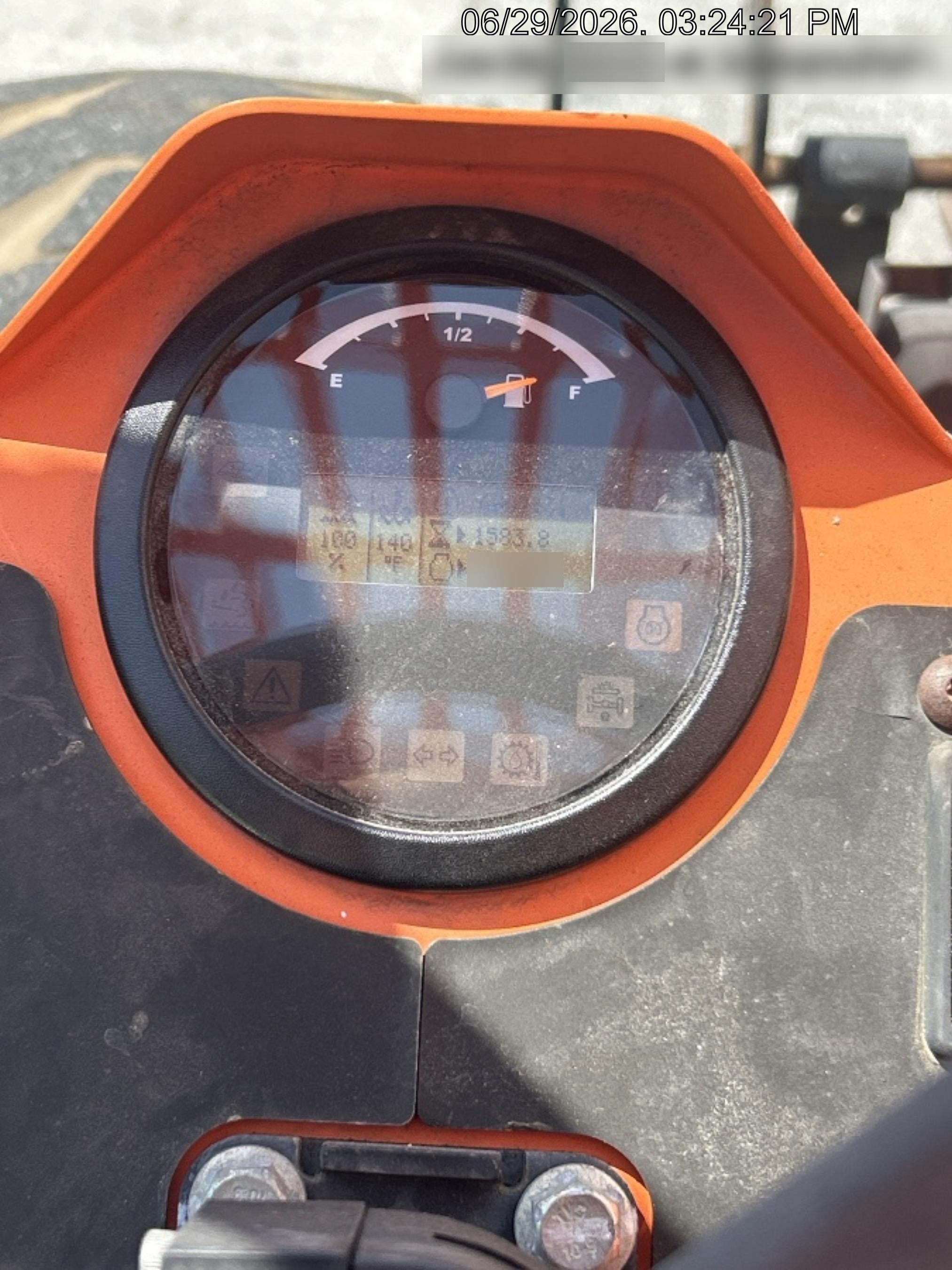 2017 SKYTRAK 8042