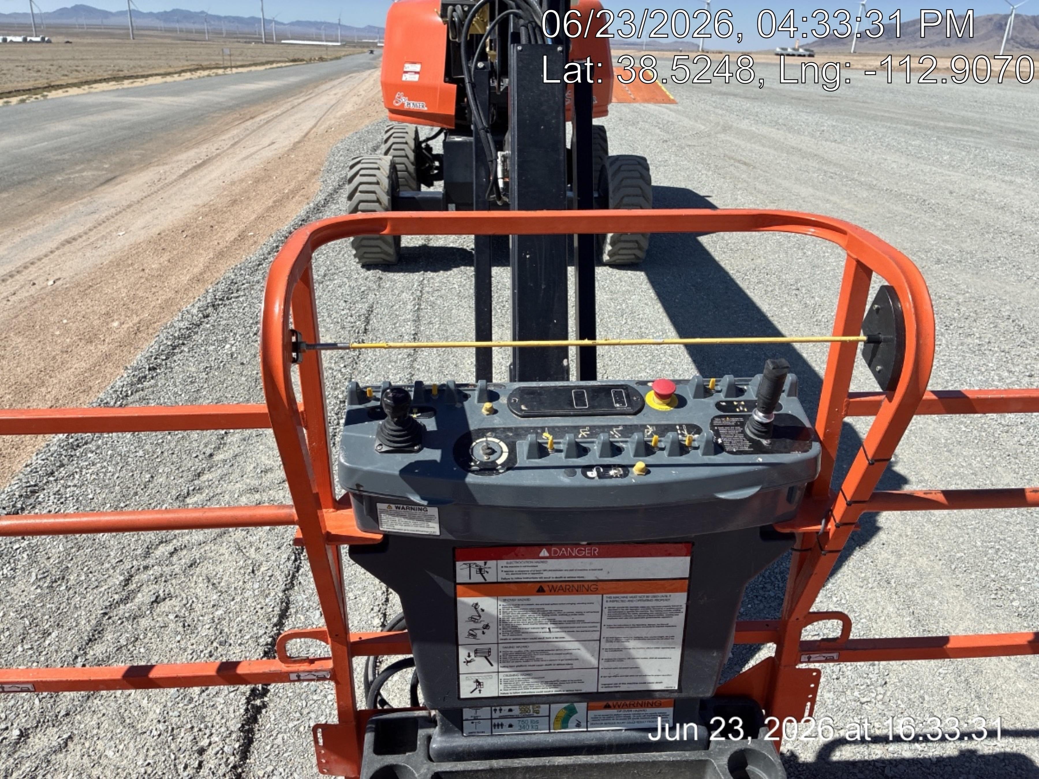 2025 JLG 660SJ