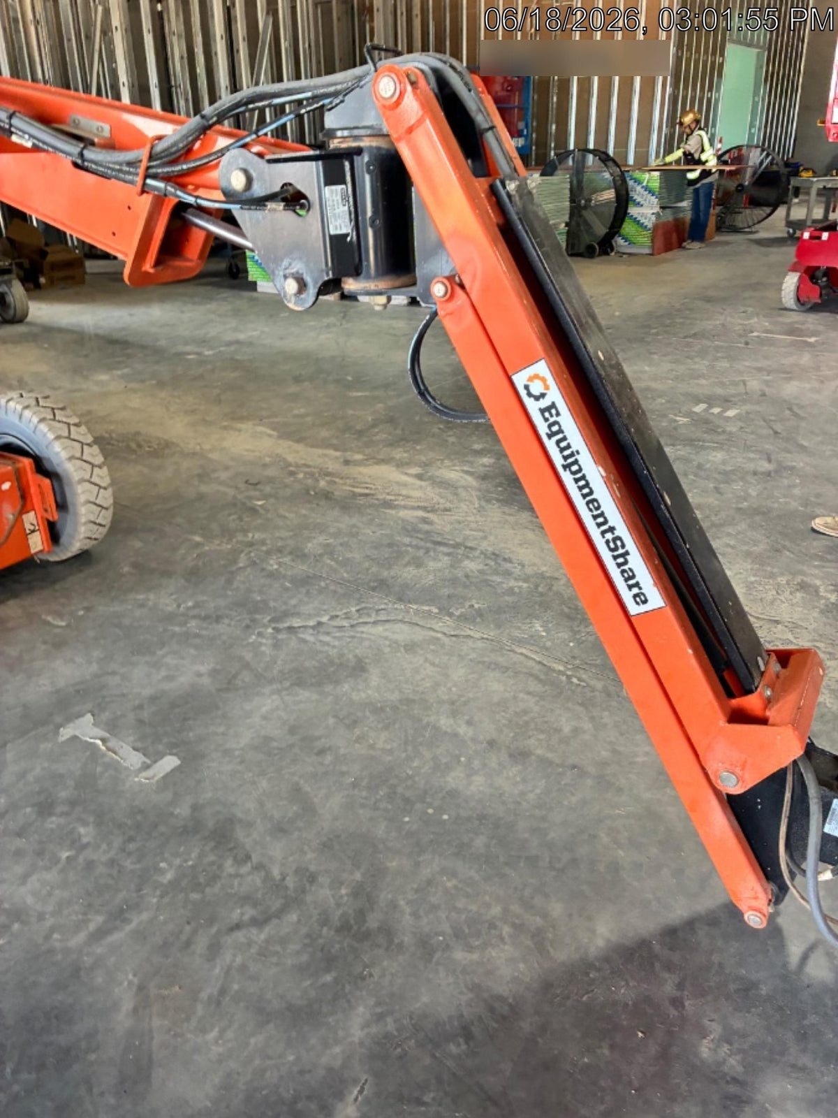 2019 JLG E300AJP