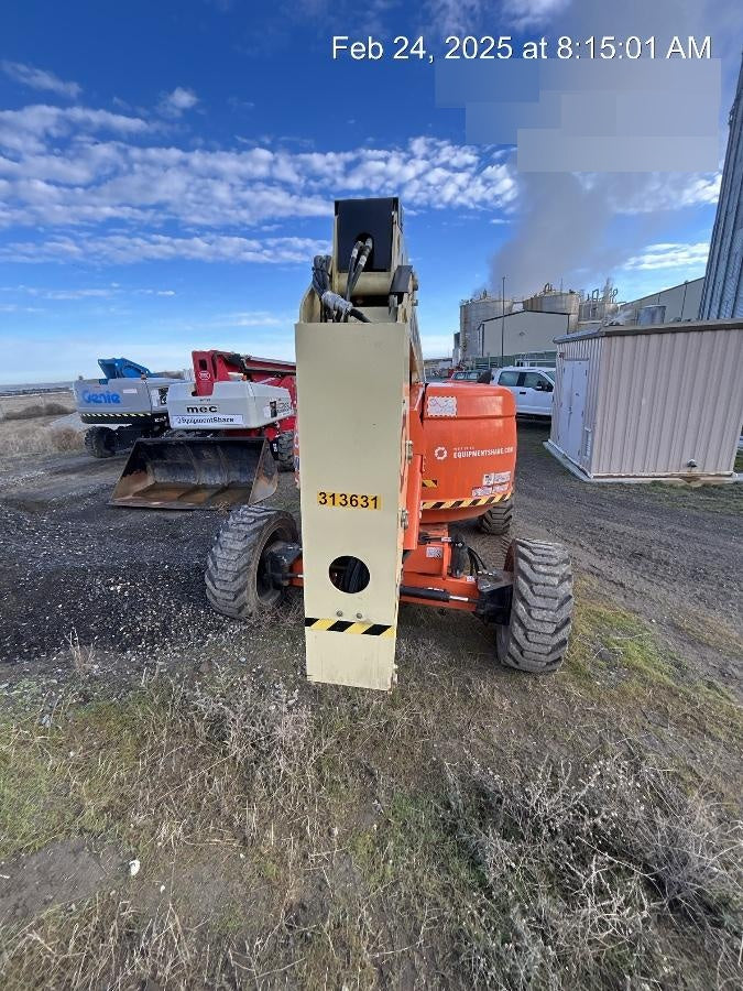 2023 JLG 600AJ