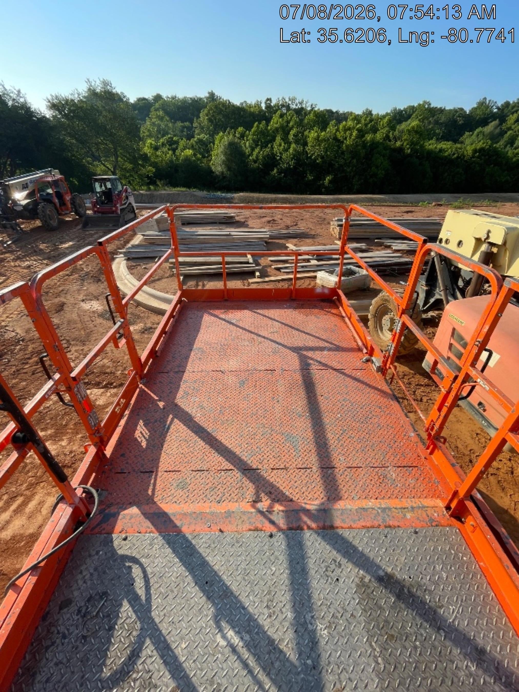 2022 JLG 4394RT