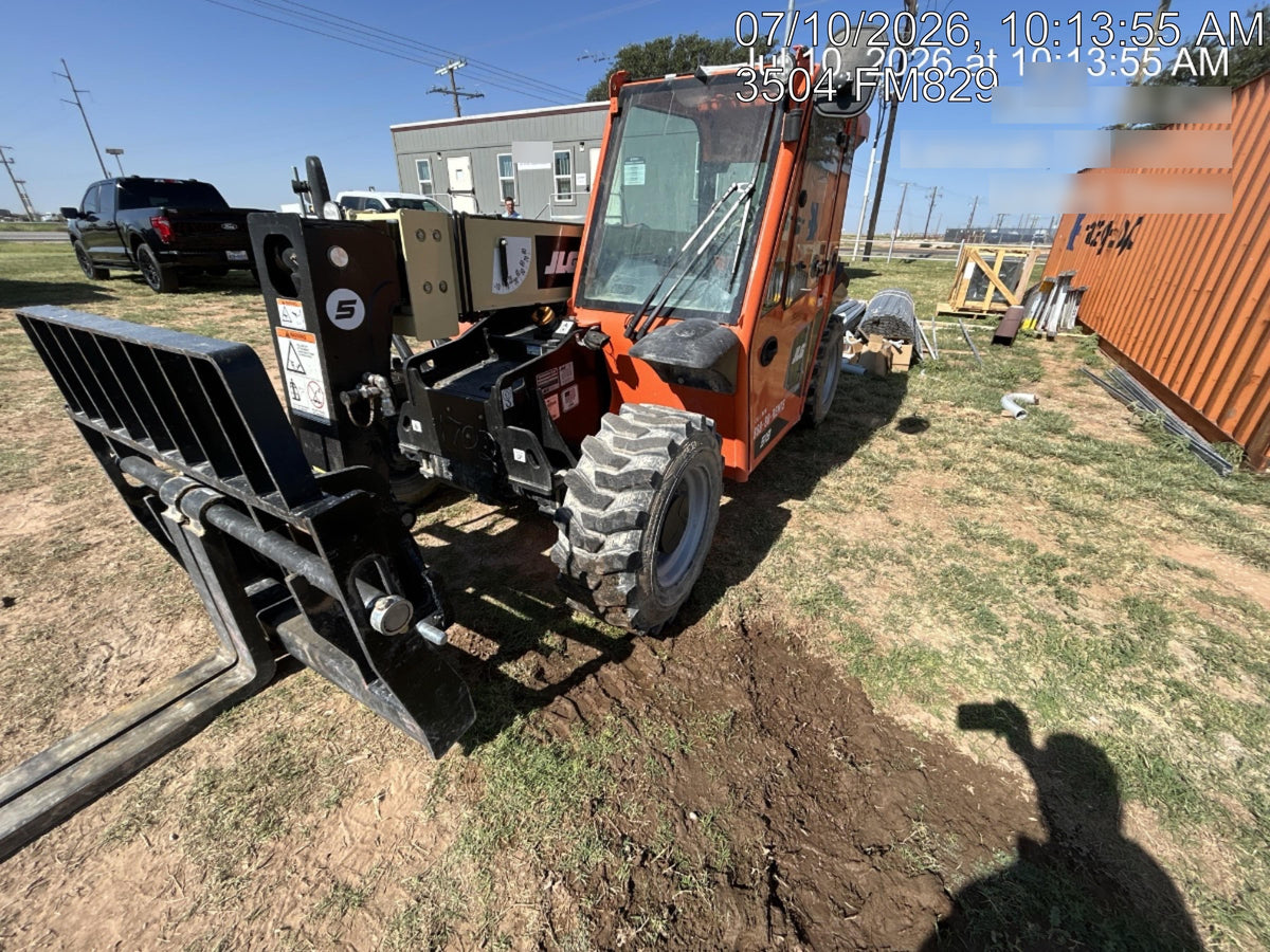 2025 JLG 519