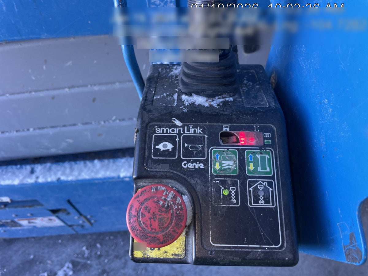 2023 GENIE GS-2632
