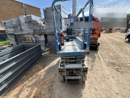 2019 Genie GS-1930 Fixed rails with chain Entry