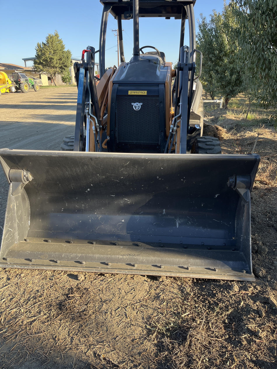 2023 CASE 570N EP