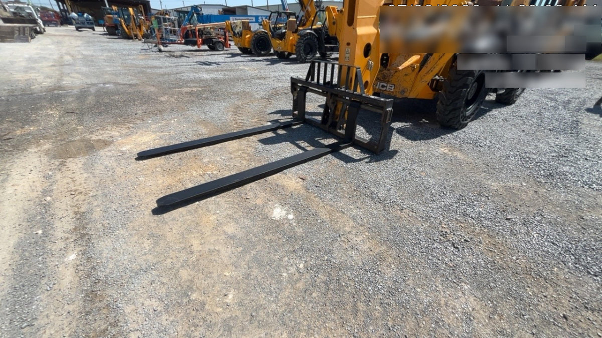 2023 JCB 512-56