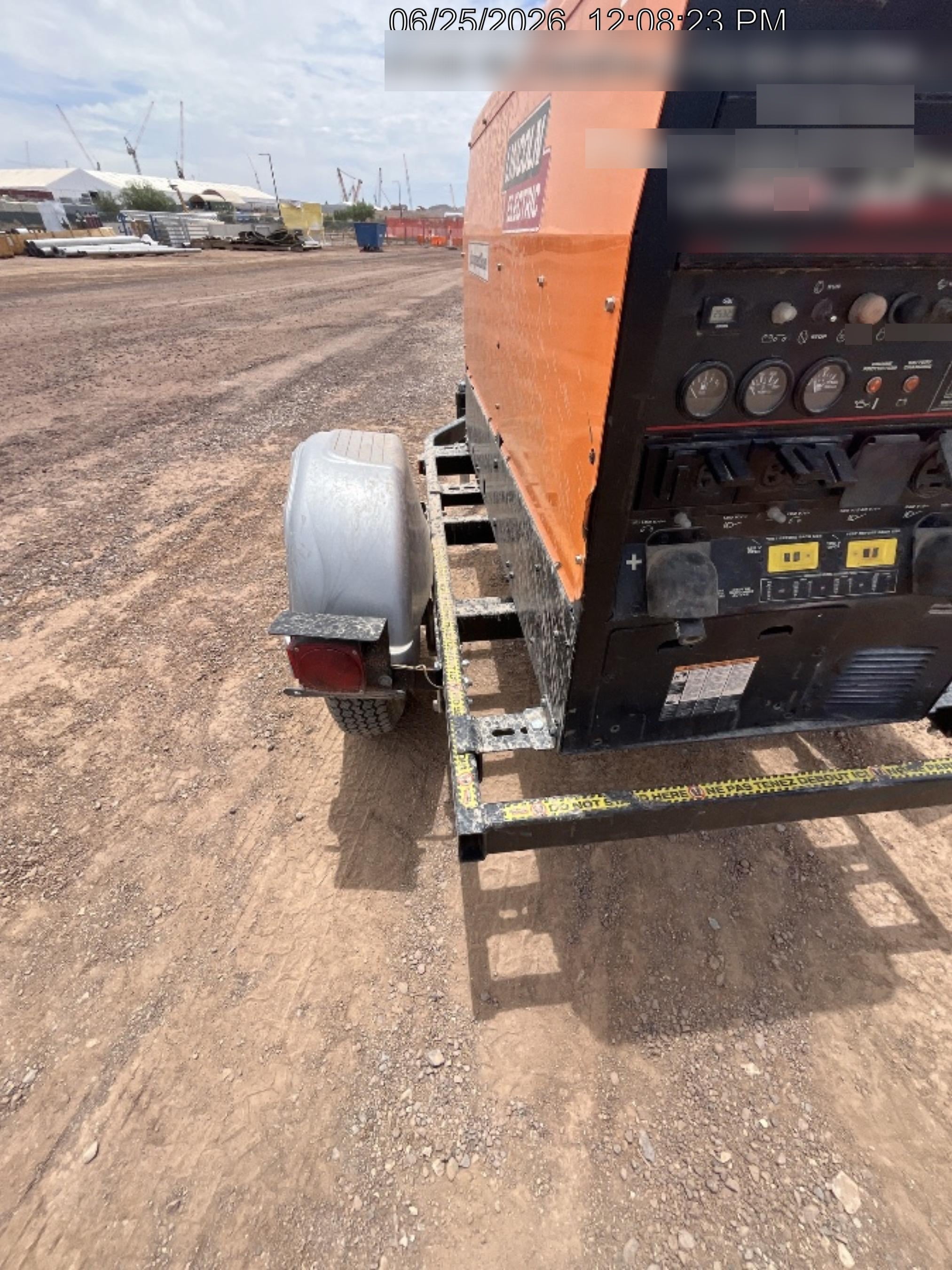 2023 Lincoln Electric LE400 Kubota V1505, Trlr, Cable Rack, Light Kit, ES Decals, T3