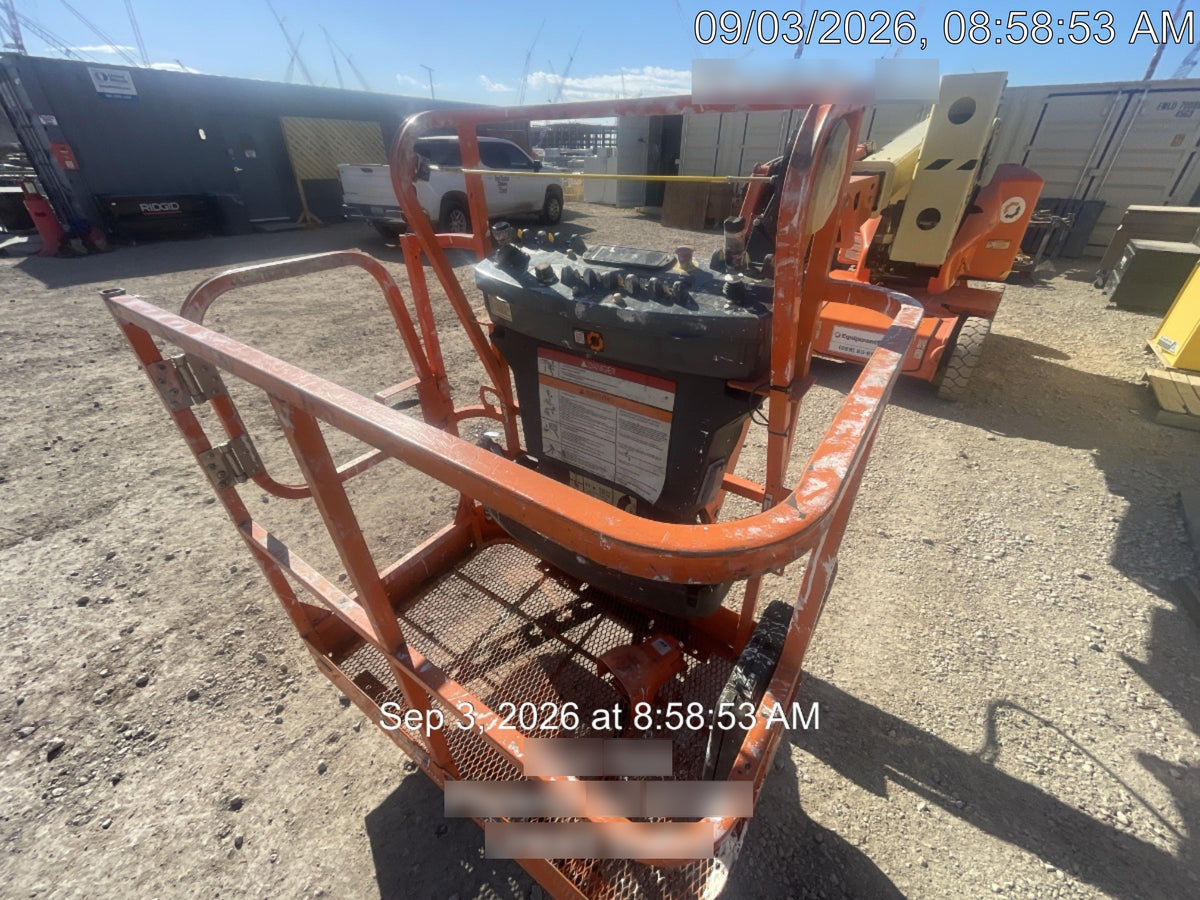 2022 JLG E400AJP Narrow