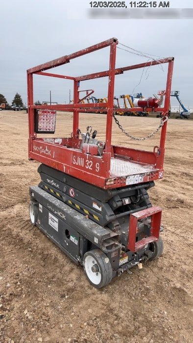 2017 Skyjack SJIII-3219 Skyjack SJ3219, Trojan Battery Set, Extended Warranty 5yr/5k hr