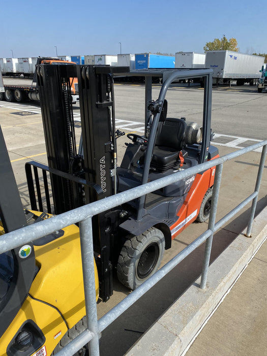 2022 TOYOTA 50-8FGU25