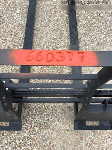 2026 ARROW MATERIAL HANDLING 48" Pallet Forks - Arrow