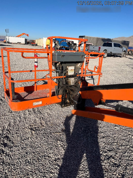 2020 JLG 660SJ