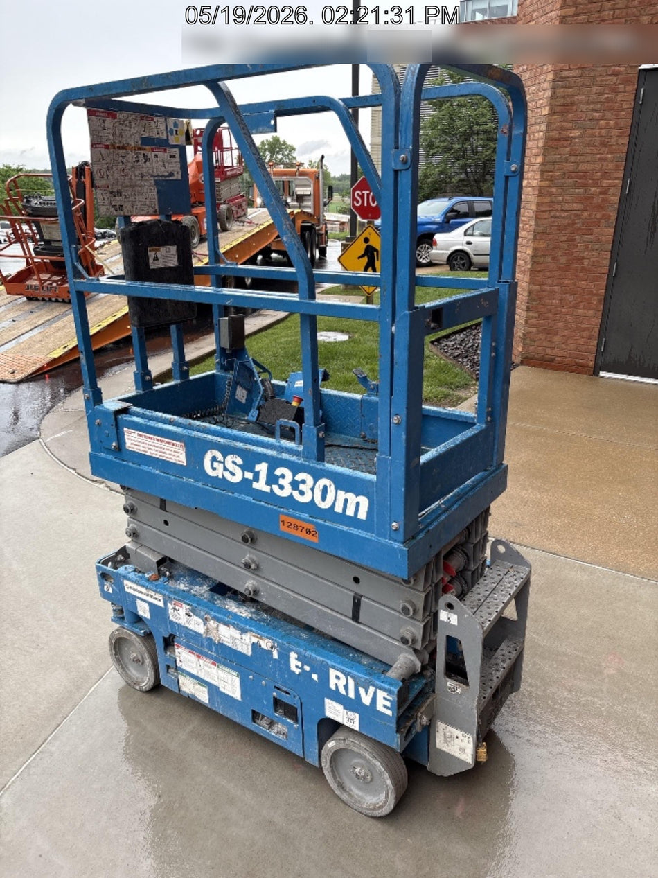 2021 GENIE GS-1330m