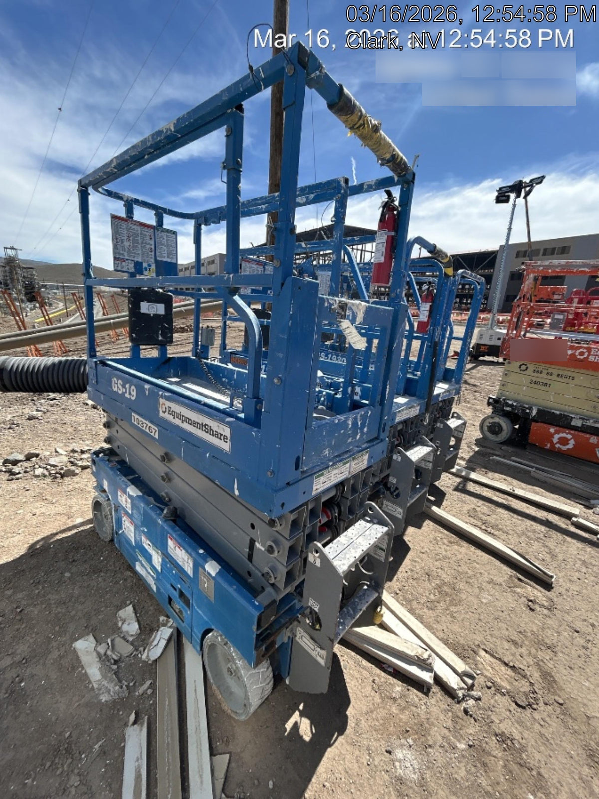 2020 Genie GS-1930 Solid Non Marking Tires, Beacon, Folding rails with half height swing gate, 800W Inverter