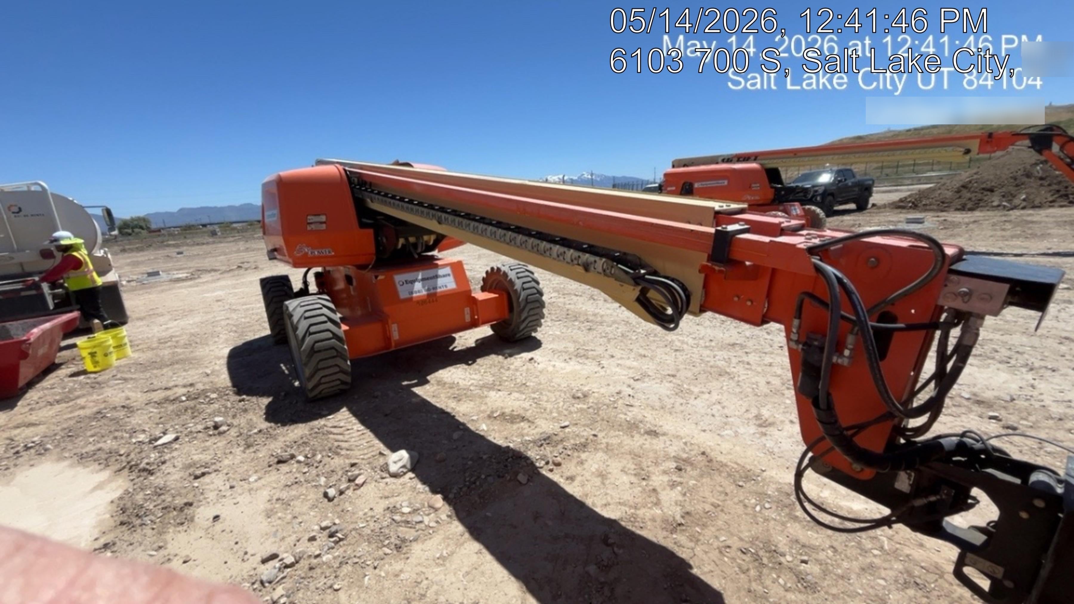 2020 JLG 600S