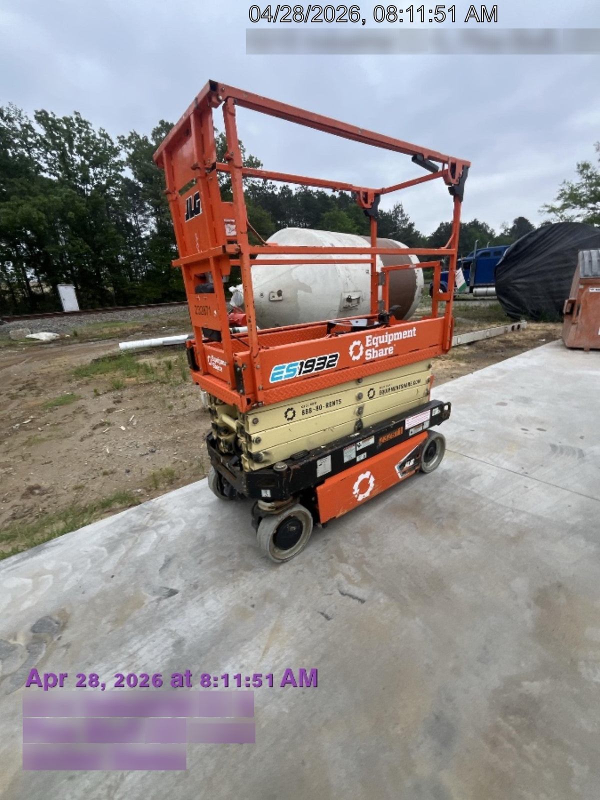 2022 JLG ES1932