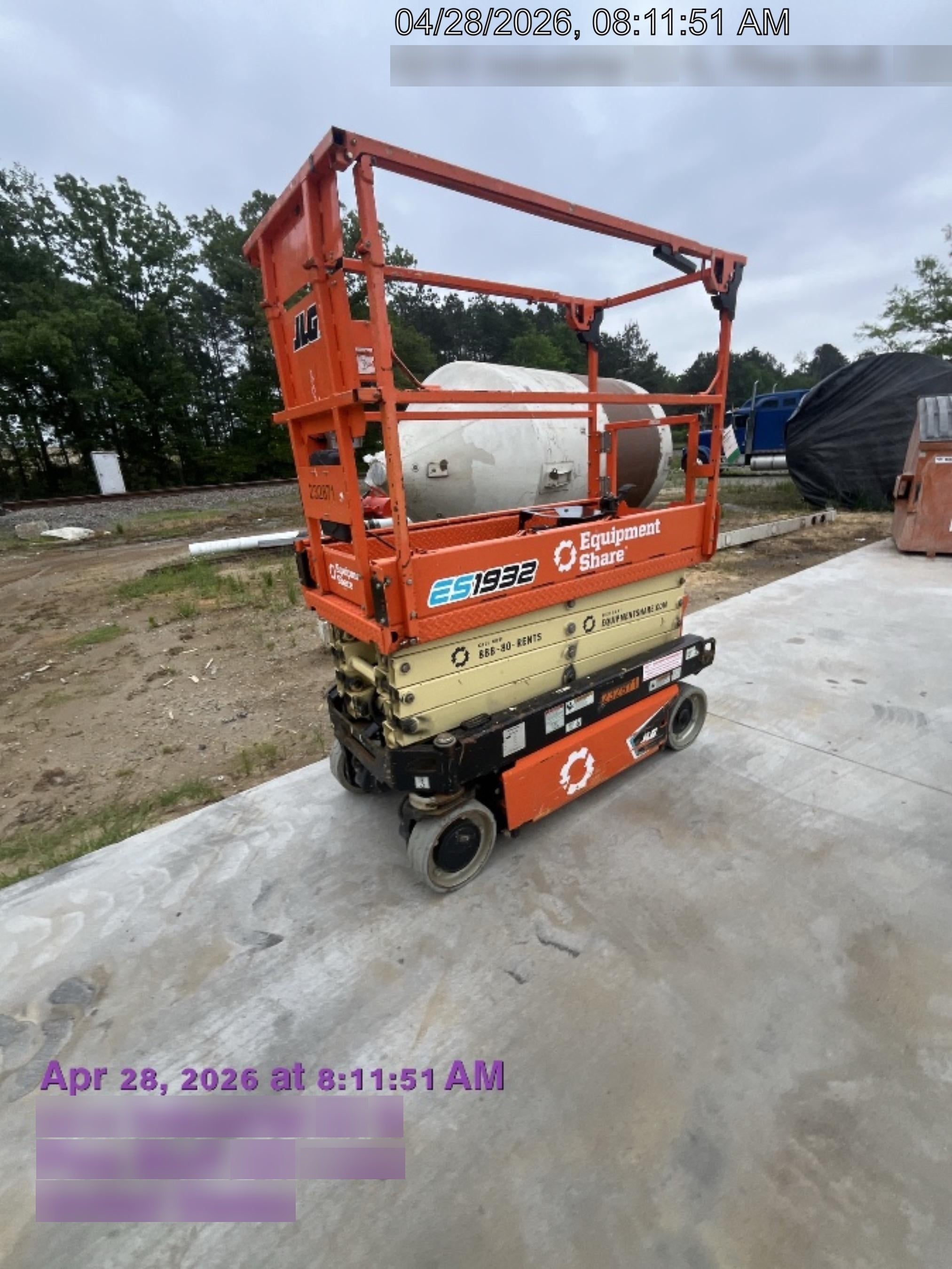 2022 JLG ES1932