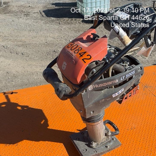 2024 HUSQVARNA LT5005