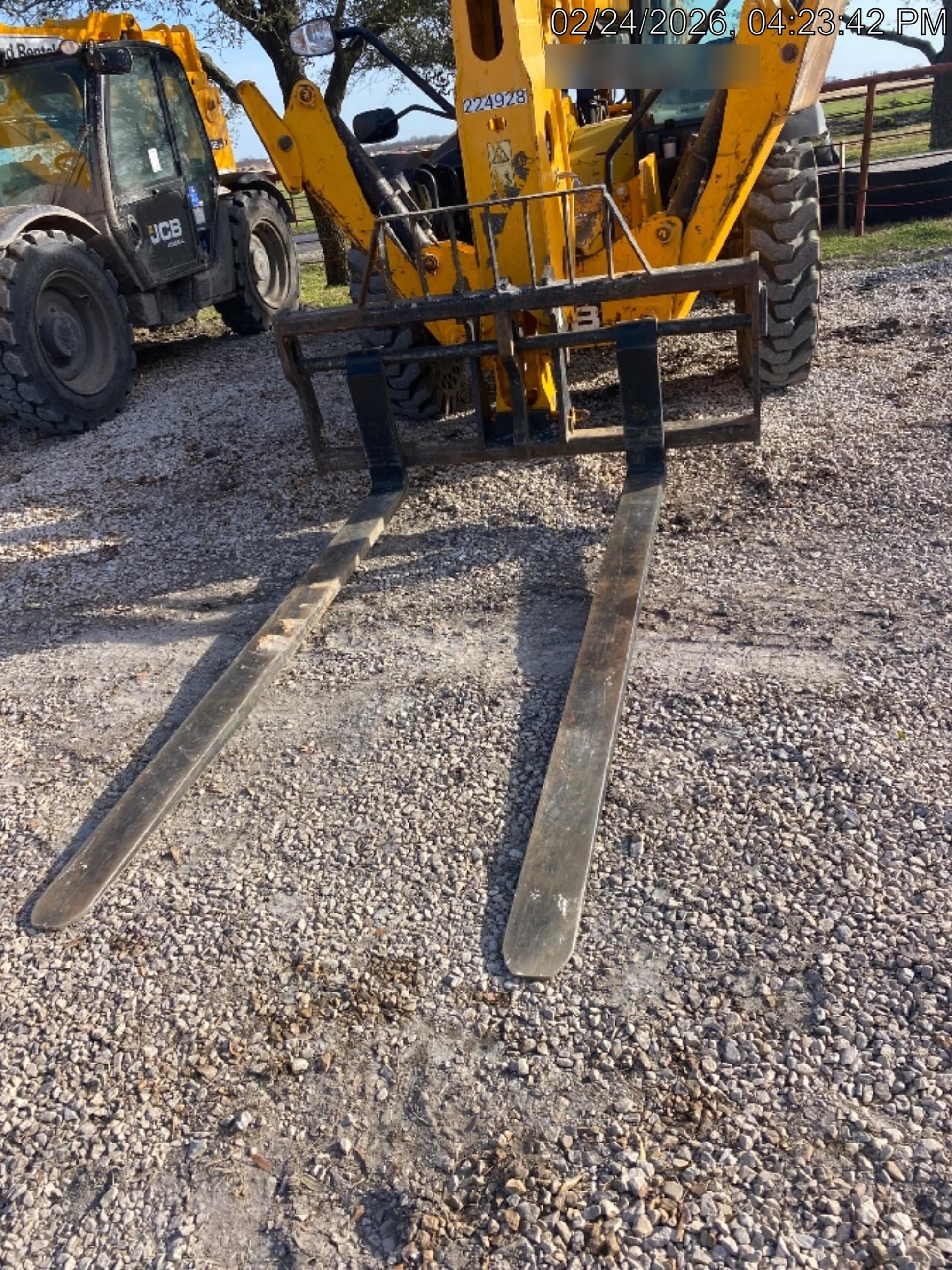 2022 JCB 512-56