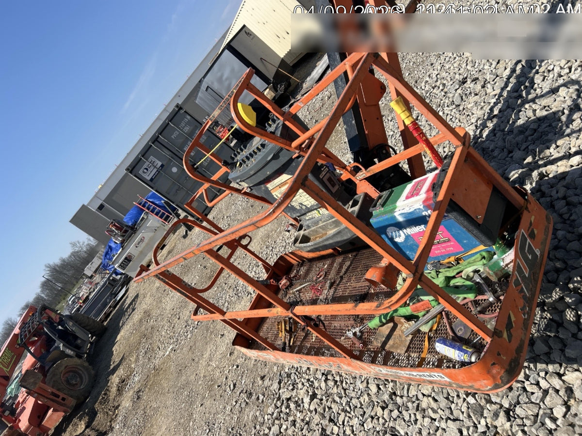 2021 JLG 660SJ