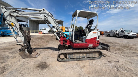 2023 TAKEUCHI TB250-2R