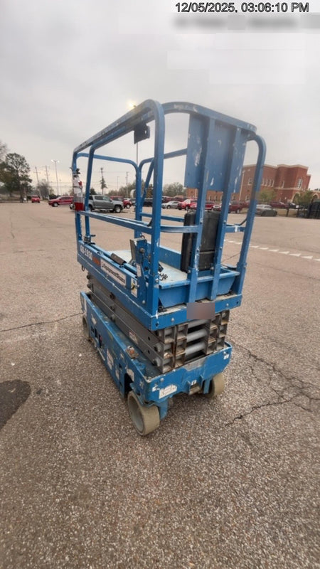 2019 Genie GS-1930 Fixed Rails with Chain Entry