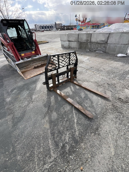 2018 ARROW MATERIAL HANDLING 48" Pallet Forks - Arrow