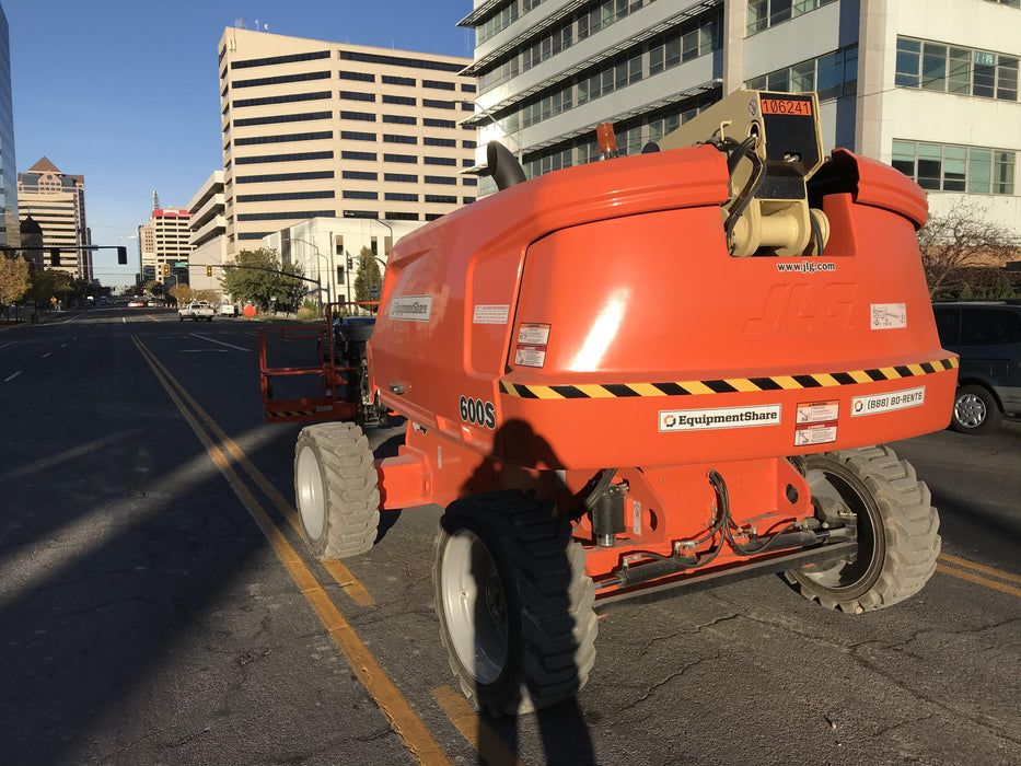 2020 JLG 600S