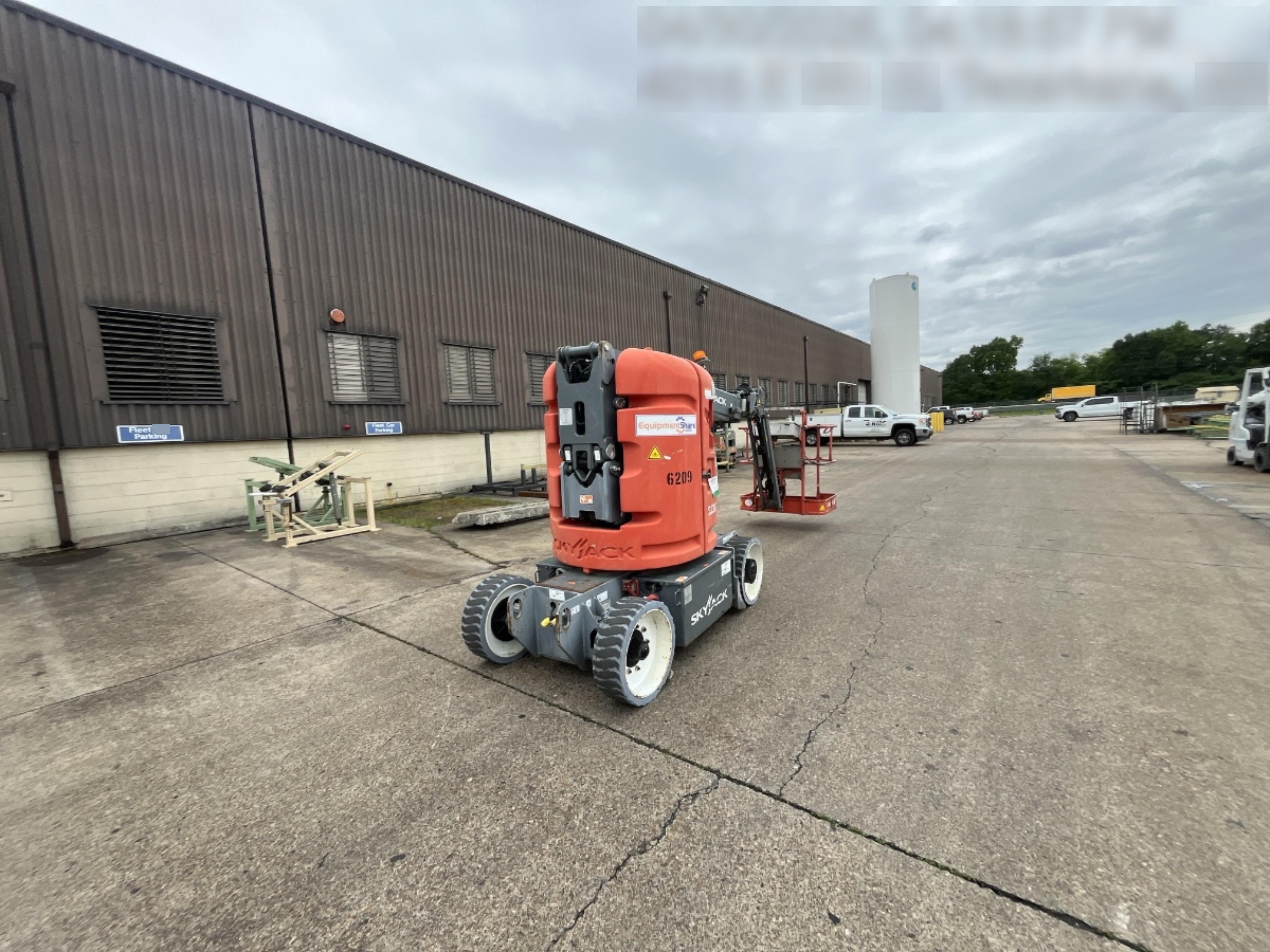 2017 SKYJACK SJ30 AJE