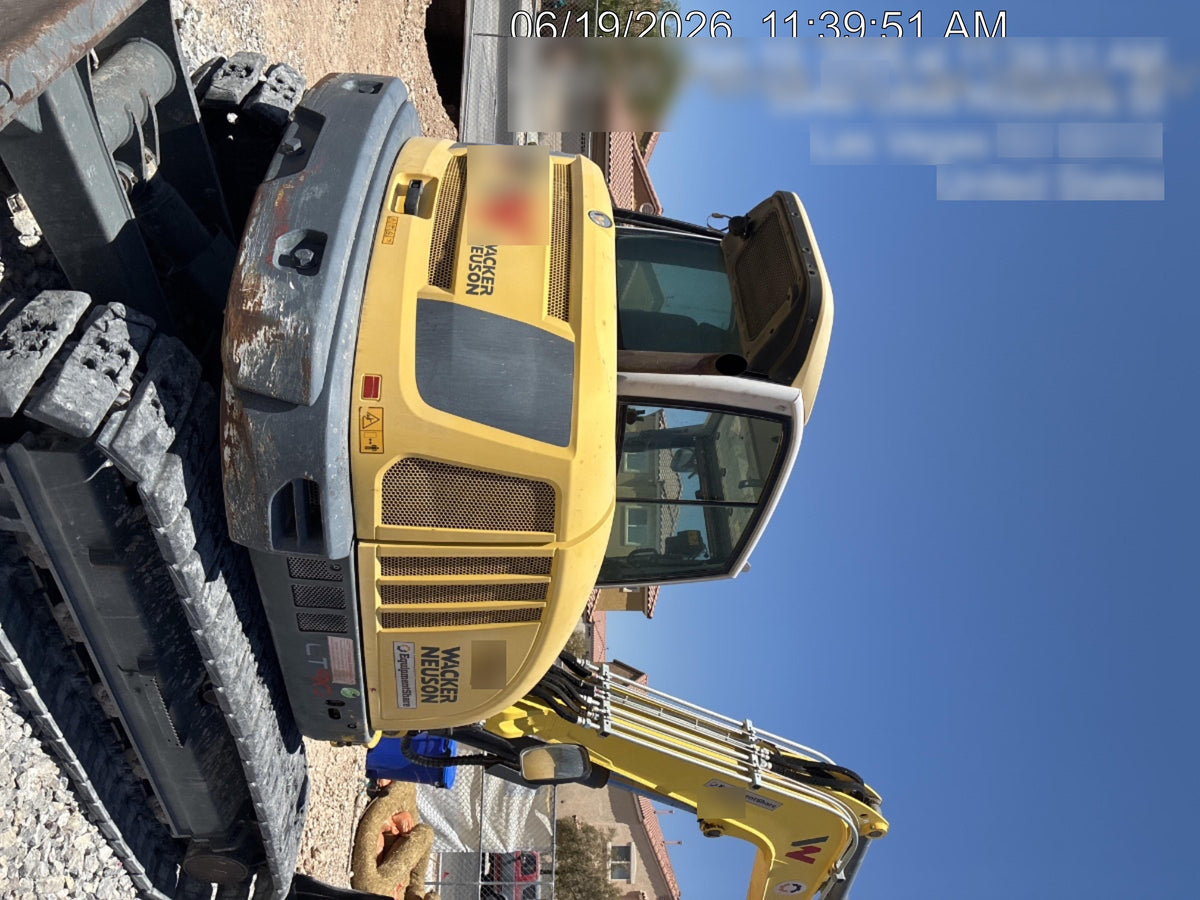 Wacker Neuson ET90 Enclosed Cab, Hybrid Tracks, Long Dipperstick, Bucket