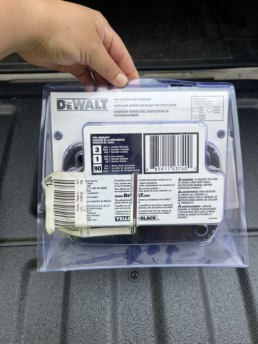 2021 DEWALT DCH614X2