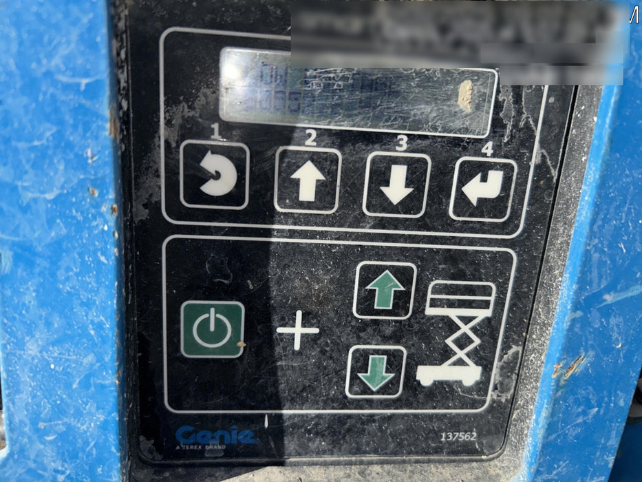 2017 GENIE GS-3246