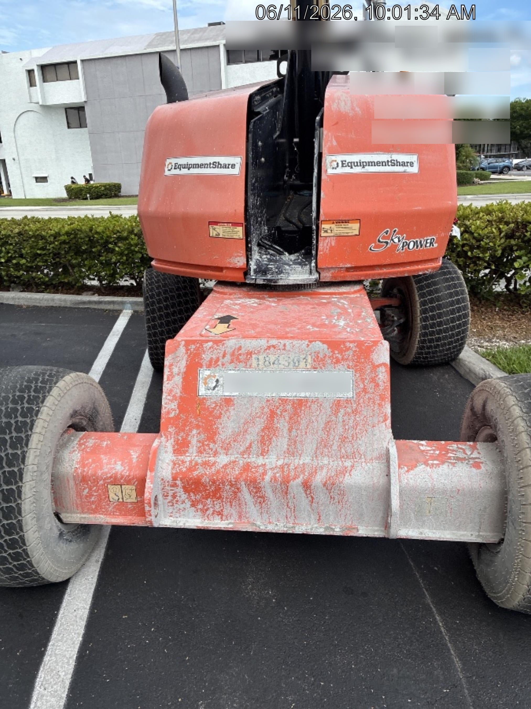 2021 JLG 400S