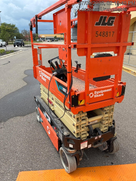 2025 JLG ES1932