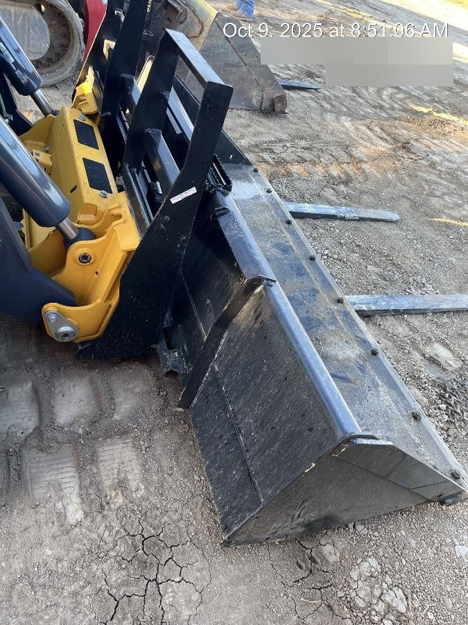 2025 ARROW MATERIAL HANDLING 24" Pallet Fork Frame