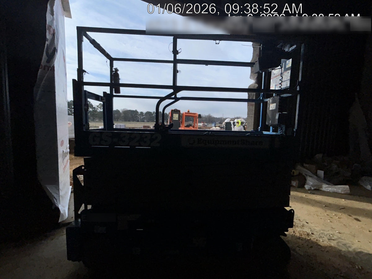 2022 GENIE GS-3232