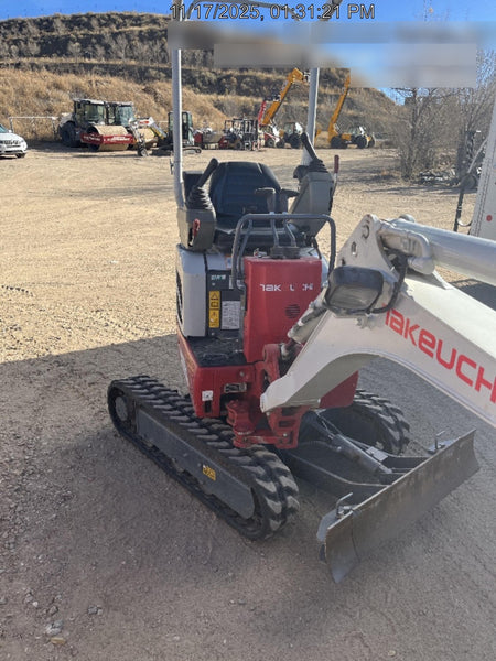 2023 TAKEUCHI TB210R