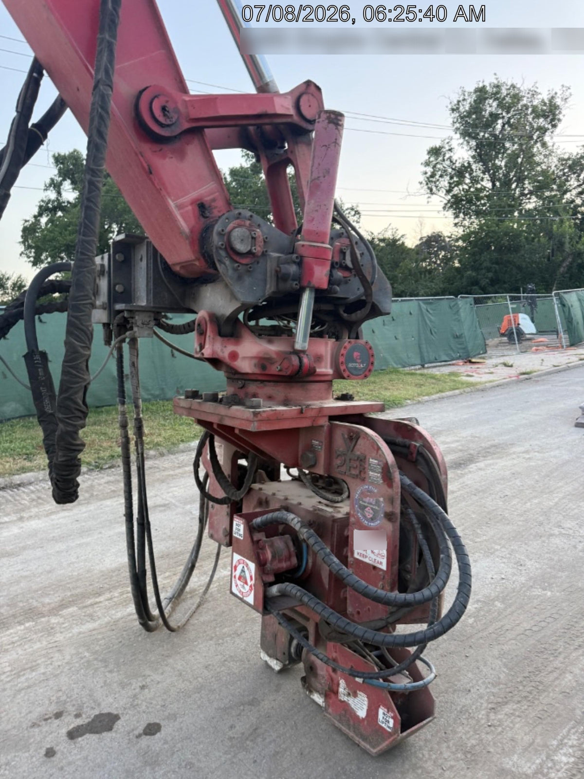 2019 MKT V-2ESC