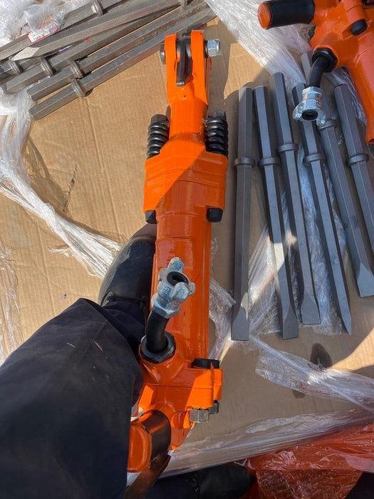 2023 MICHIGAN PNEUMATIC ES-TPB90-118-TRACKER