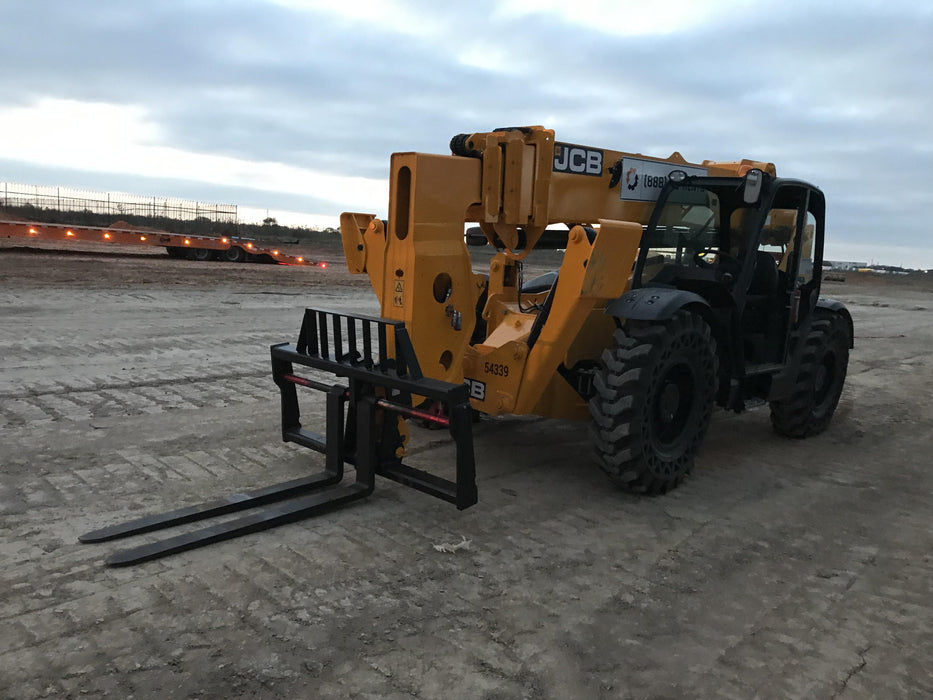 2019 JCB 510-56 Canopy, 74 HP, Solid Tires, STD Worklight, Beacon, Aux Hydraulics, Lifting Eye, Back up Alarm w/66" Carriage/60" Forks