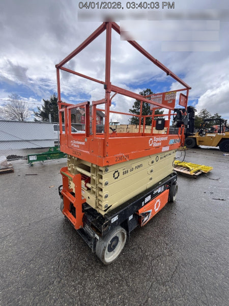 2022 JLG ES3246