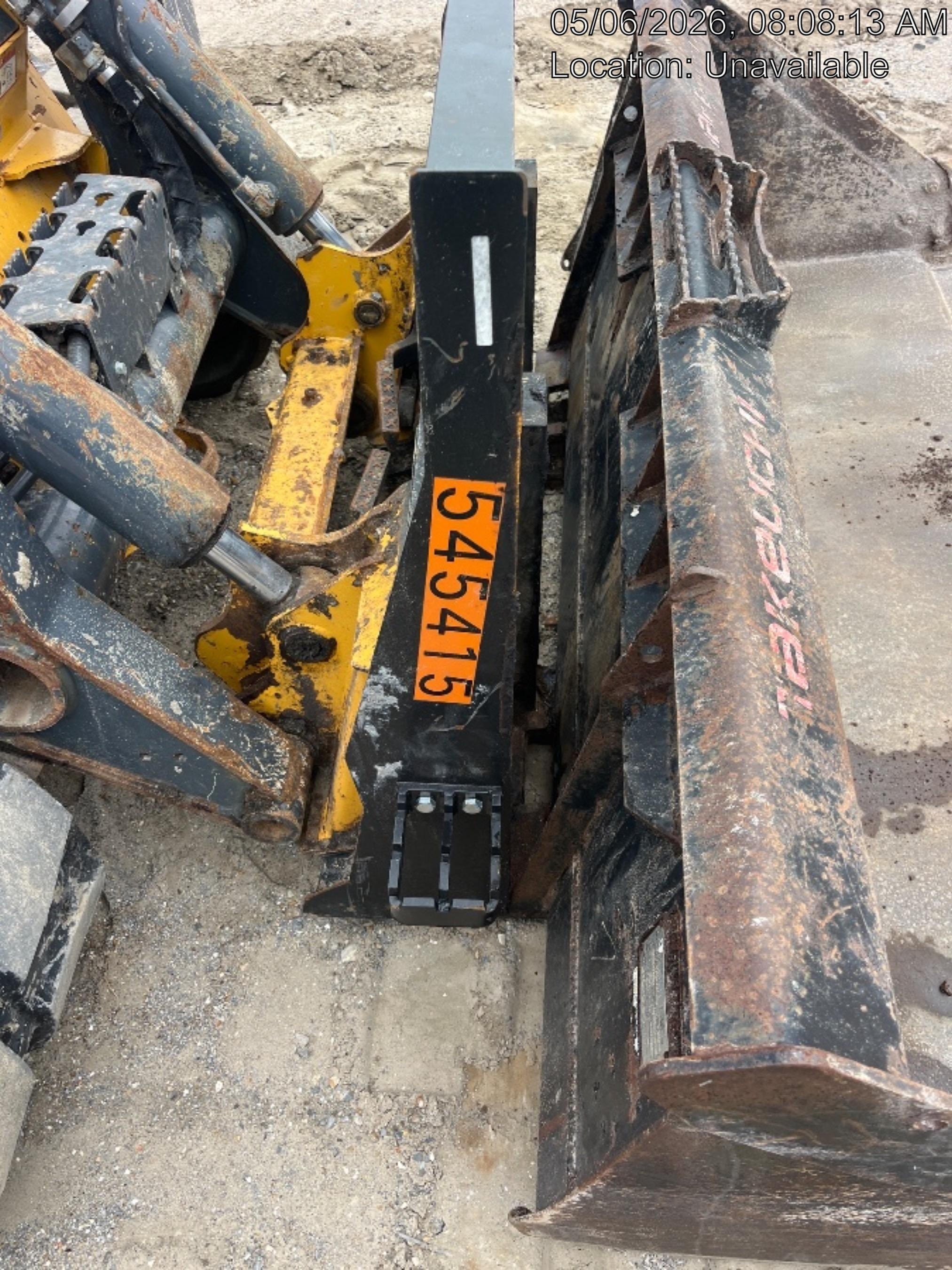 2025 ARROW MATERIAL HANDLING F5100CB - 72"