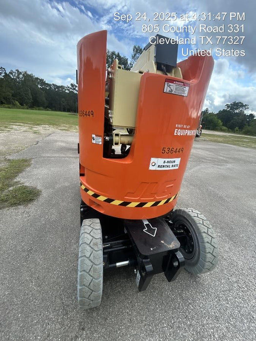 2025 JLG E300AJP