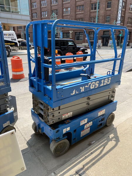 2018 Genie GS-1930 Genie GS-1930 w/Fixed Rail, Chain Entry