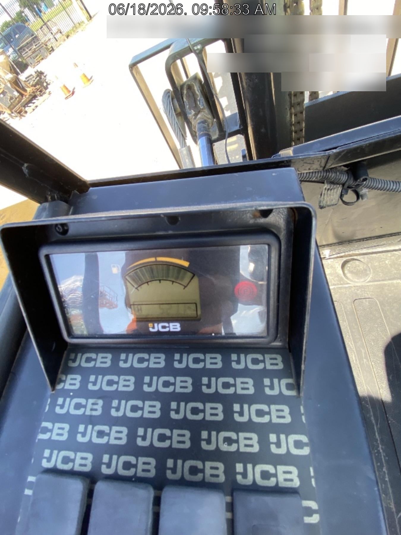 2023 JCB 930-4