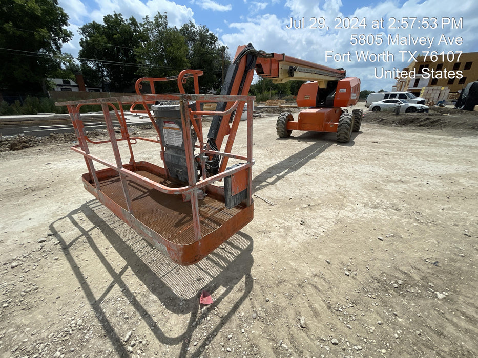 2016 JLG 660SJ