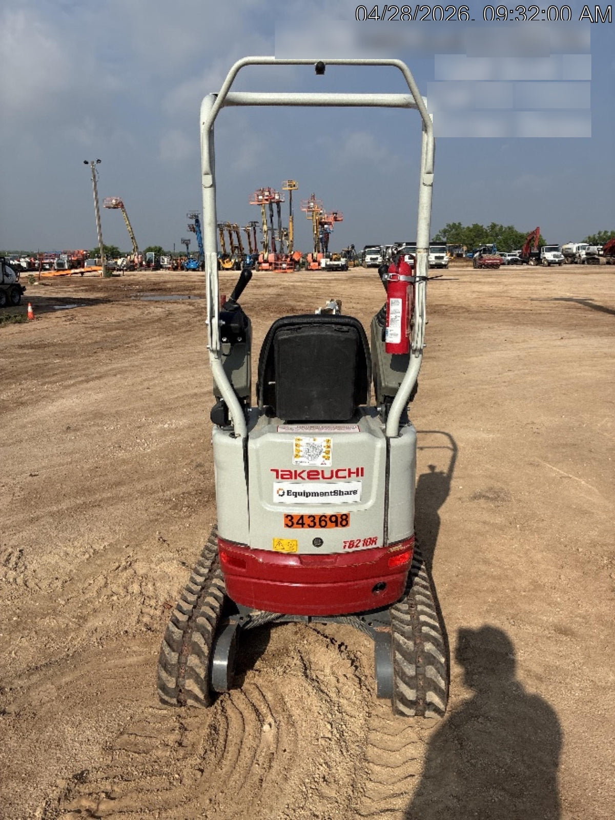 2023 TAKEUCHI TB210R