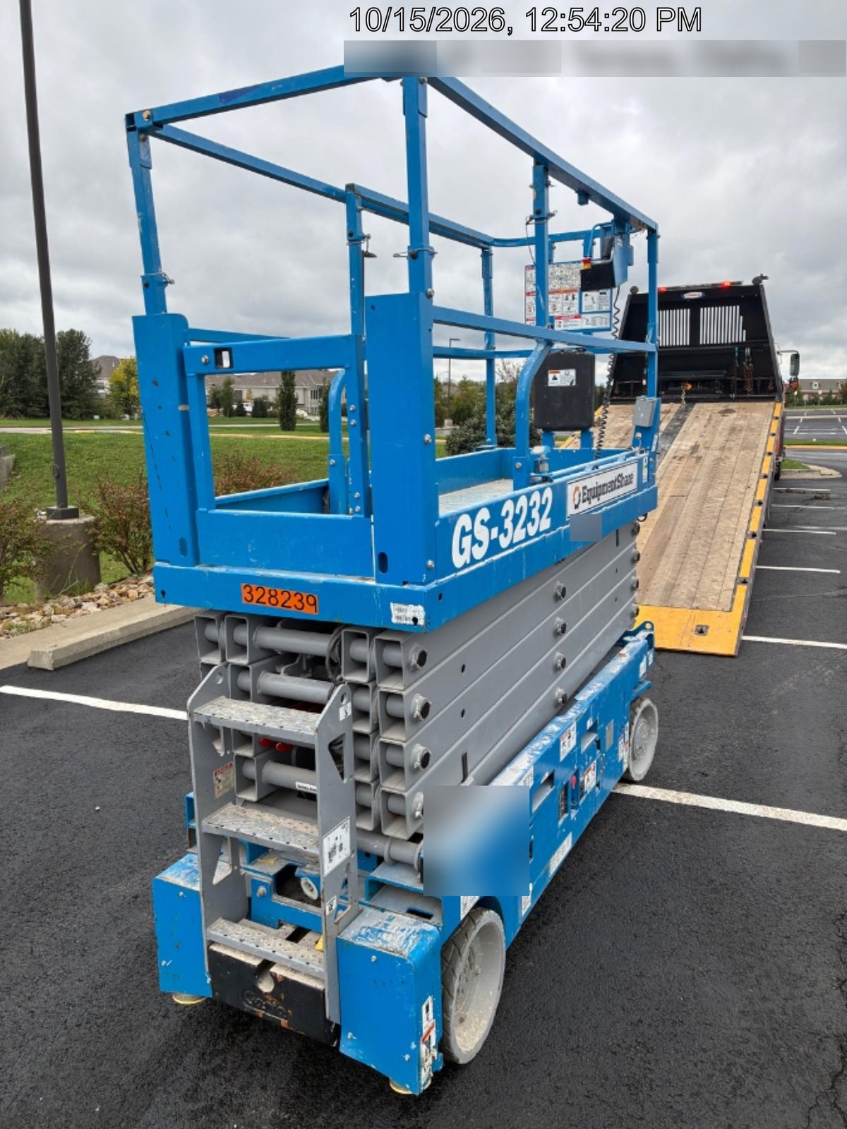 2023 GENIE GS-3232